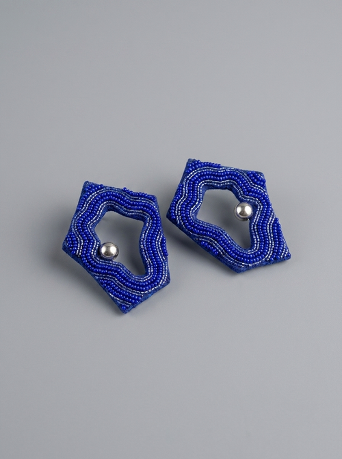 Contour Studs